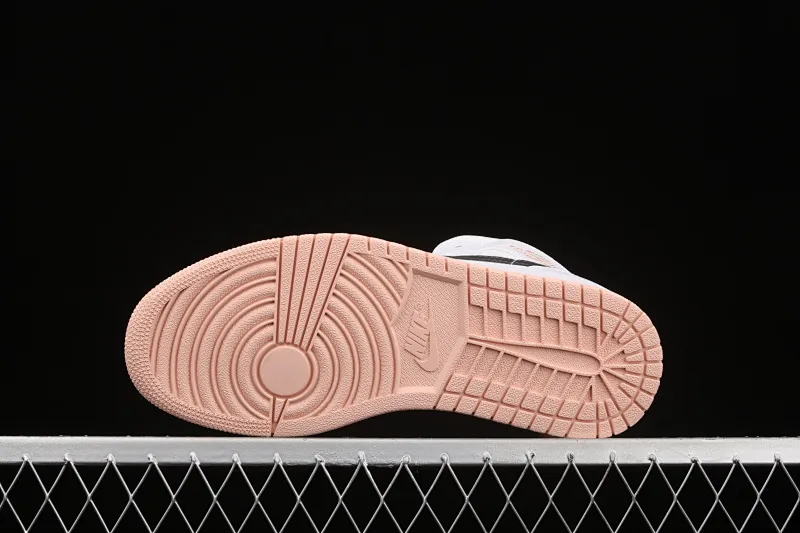 All categories Air Jordan Jordan series basketball shoes Air Jordan 1 Mid Air Jordan 1 Mid AJ1 Joe 1 white and black cherry blossom powder Zhongbang basketball shoes 554725-180